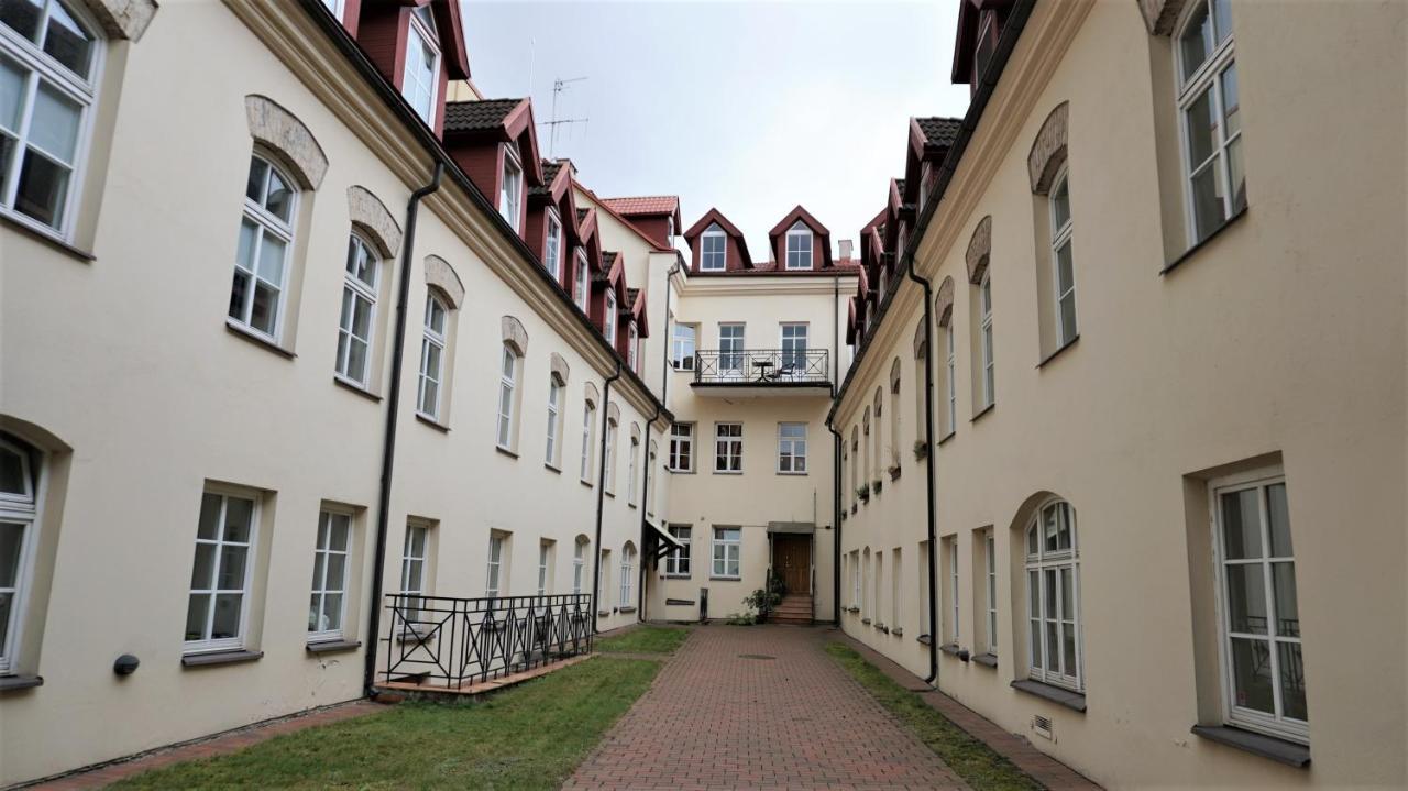Shabby Chic - Apartment In The Heart Of Vilnius Old Town Extérieur photo