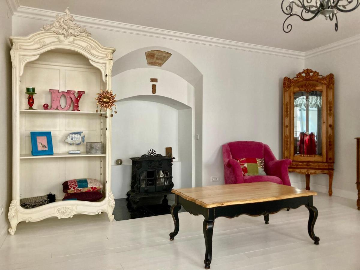 Shabby Chic - Apartment In The Heart Of Vilnius Old Town Extérieur photo